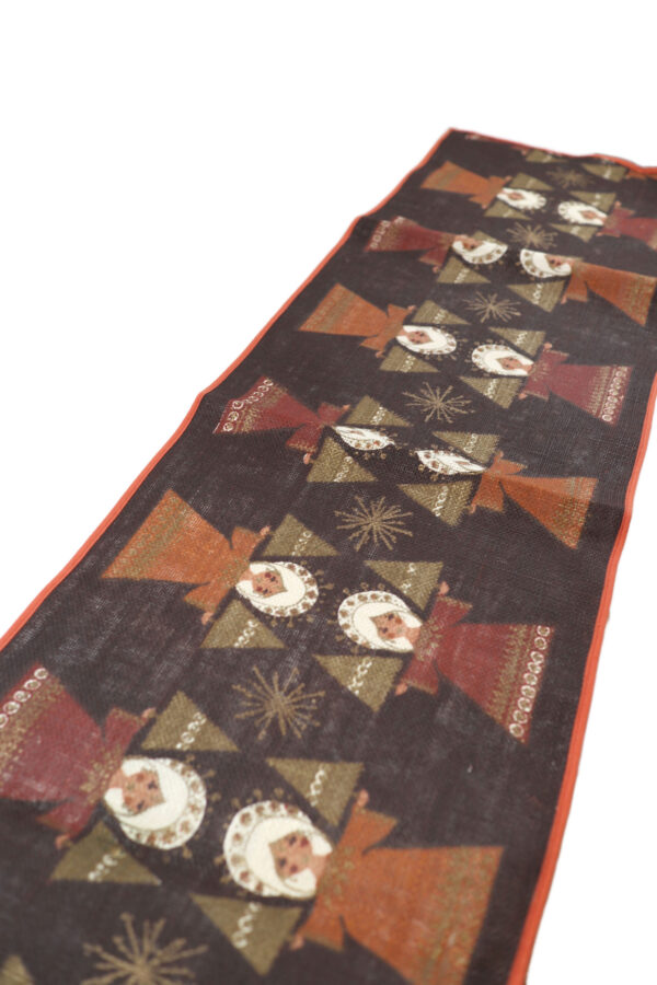 Södahl Christmas Table Runner, Scandinavian Vintage, Retro Angels Print, 70s Xmas Decor - Image 3